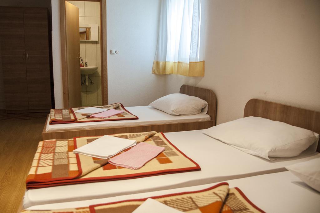 Hotel Pansion Danijel Međugorje Exterior foto